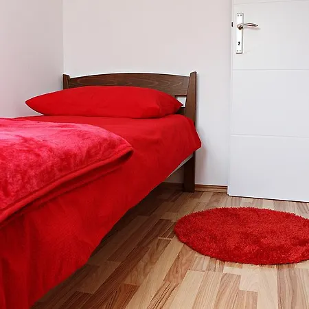 Apartment Ada *