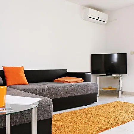 Apartment Ada Zadar